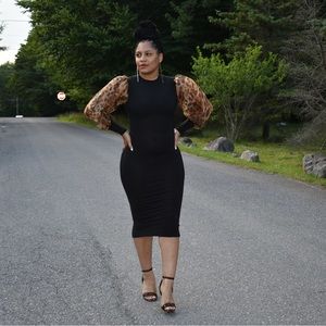 Puff sleeve leopard dress